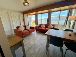 Beach Cottage 6 - Bright & Modern By the Sea - Image 4