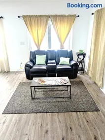 Cozy Guesthouse - Image 5