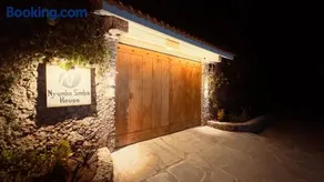 Nyumba Simba House - Luxury Villa - Image 2