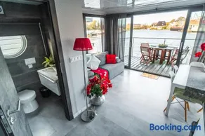 Rode Houseboat Zwartsluis - Image 3