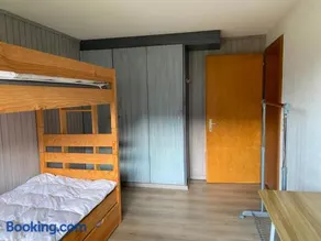 Appartement confortable avec terrasse - Image 4