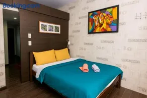 The Plush Pad Makati Ayala Views 300MB WiFi 1940 - Image 4