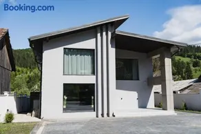 Voronet Noir Chalet - Image 1