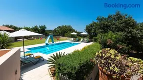 Villa Acorn - Image 1