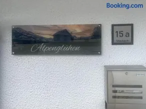 Alpenglühen Lodge im Lechtal mit Bergblick für bis zu 6 Personen - Image 2
