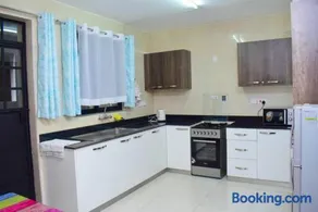 Serene 3BR Apartment Near Nairobi Airport & SGR with Fast CBD Access - Image 3