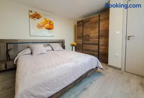Balkan Tower Luxury Living 3'2 БЕЗПЛАТЕН ПАРКИНГ - Image 1