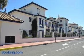 Apartamentos San Bruno Canela - Image 1