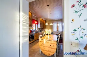 Luleå Village Cabin - Image 3