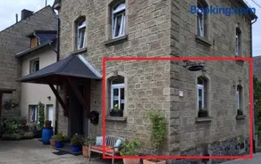 The Cozy Cottage - Image 1