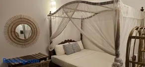 Rocky Bay - Private Room - Image 2