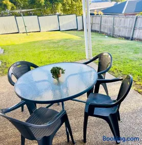Four bedroom large family home close to Ipswich city - Image 5