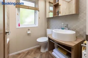 Loubet Extra Large Lodge - Image 3