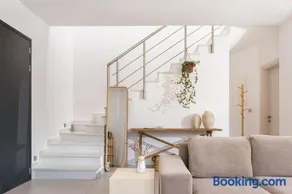 Elia Luxury Villa - Image 1