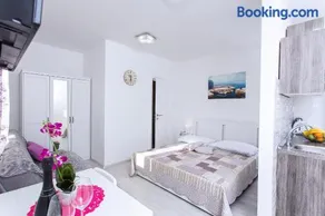 Premium apartment Biokovo Nature Park - Image 2