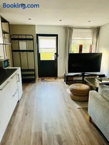 Ferienwohnung Suzanne mit Außenbereich - Image 3