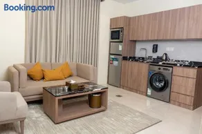 Violette Elit Serviced Apartments - Image 1