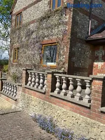 Hardy View Farm House - Image 5