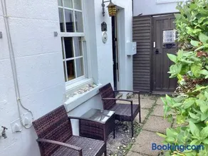 Minty Cottage - Image 3