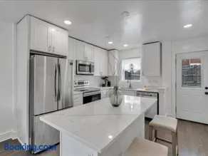 Quaint 3/2.5 home in Fort Dupont - Image 1