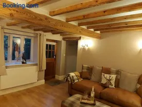 Woodys Retreat Cosy One Bed Cottage - Image 3