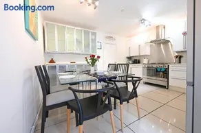 4 BEDROOM PATIO HOUSE REGENT'S PARK - Parking - Image 5