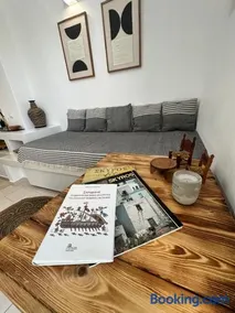 Babatseratsi skyrian studio 2 - Image 2