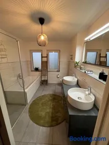 La Dolce Vita Apartment - Image 5