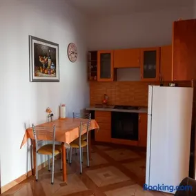 Colour Apartments - Image 1