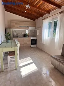 Salterra Dassia Apartment 200m from Dassia Beach - Image 1