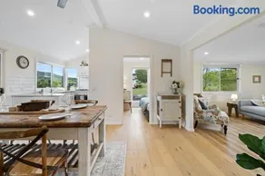 Kyogle Farmstay - Charming Country Cottage - Image 4