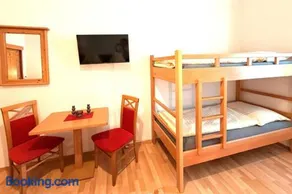 Hotel und Restaurant Römerstein - Image 3