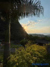 Reserva de la montaña - Image 2