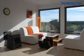 Bubulcus and Bolotas - Off Grid Nature Holiday Home - Image 3