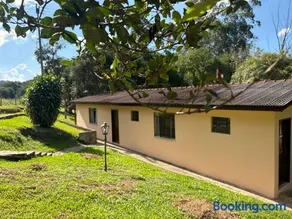 Casa de campo com muito espaço e poucos metros do centro da cidade - Image 2