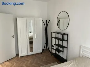 NEW Home Confort Clim Jardin Parking Netflix - Image 5