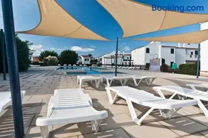 Apartamentos Sa Caleta - Image 2