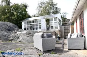 Spacious house near the sea in Skärhamn SE09149 - Image 3