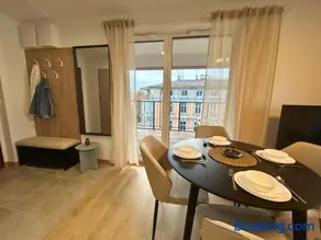 Apartament przy Rynku z Tarasem i Parkingiem - Blisko PreZero Arena - Image 3