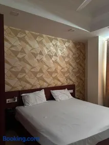 9 orchid Parbhat royal - Image 3