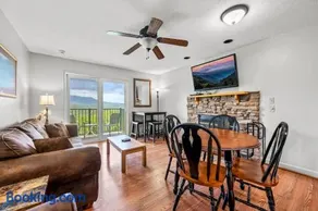 Timberline Terrace - Image 2