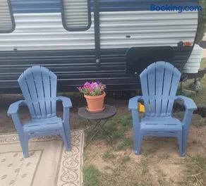 Cozy Camping - Image 4
