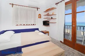 Panagiotis Beach House Fourka 1 bedroom/5 guests - Image 3