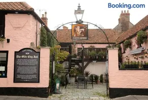 The City Arms - Image 1