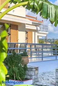 Eleni Suites Methoni - Image 2