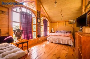 Lake Front Cabin at Los Elementos - Image 1