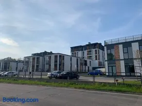 Klimatyzowany apartament z miejscem garażowym - Image 1