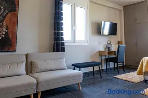 George V Luxury Apartments - Room 4 - Image 4