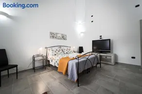 Voll ausgestattete Wohnung mit Garten, Grill und Terrasse - Image 4