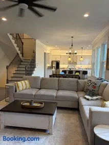 Game Room Luxury Home @ Battery Chef Kitchen Deck - Image 1